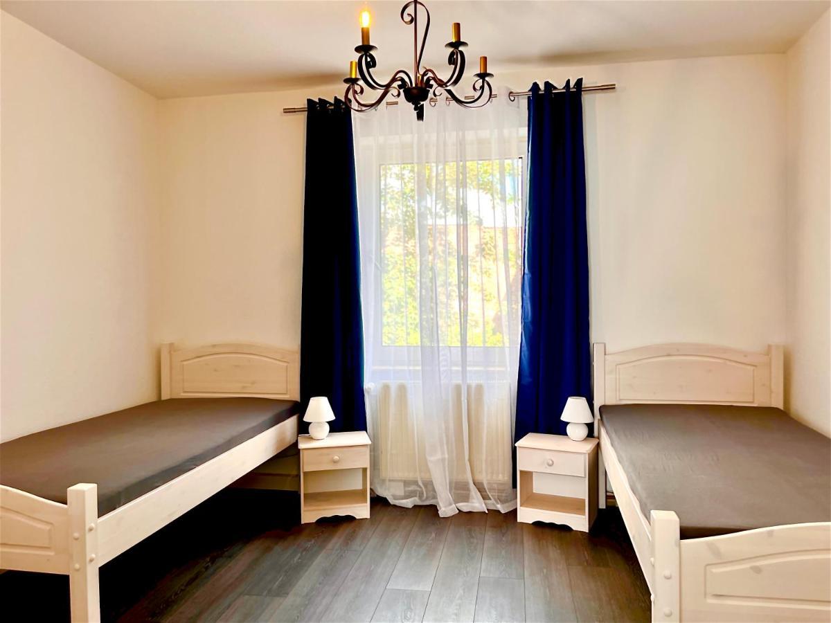 Geraeumige Wohnung Im Herzen Kassels Екстер'єр фото